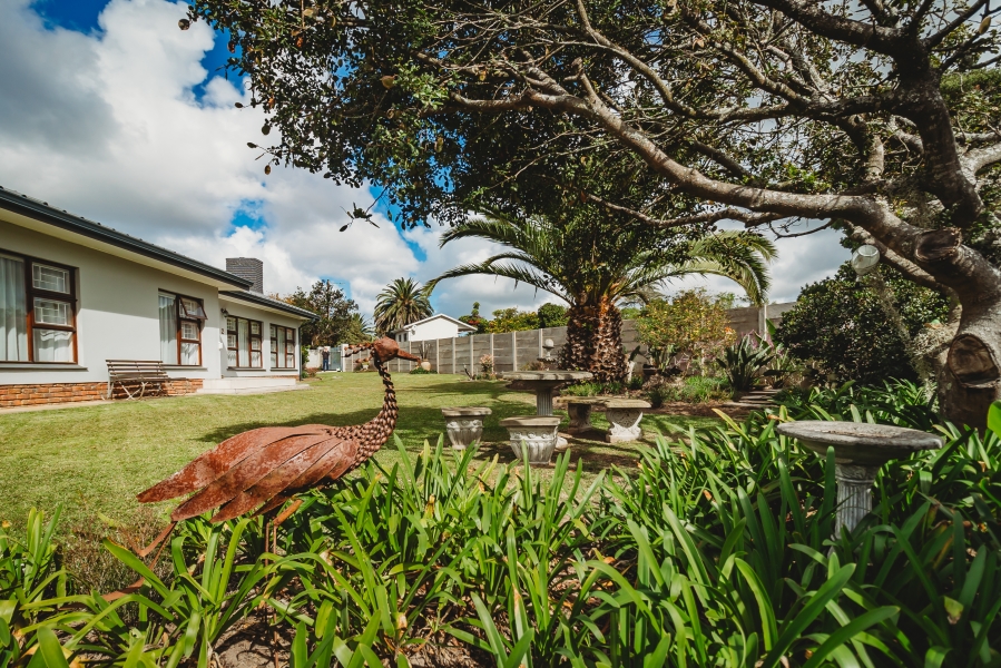 3 Bedroom Property for Sale in Denver Park Western Cape
